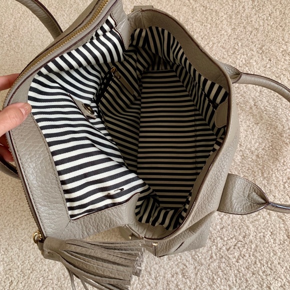 Taupe Cobblehill Kate Spade bag w/detachable strap - Picture 5 of 8
